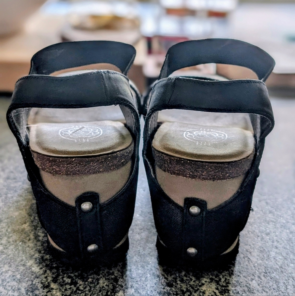 Hokus Pokus Black Jenny Platform Wedge - Picture 6 of 6